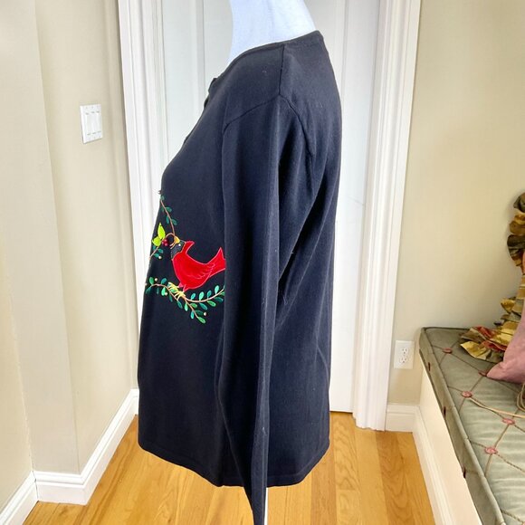 Classic Elements Sweater Cardigan Holiday Christmas Cardinal Black Red Multi (M) - Picture 2 of 7